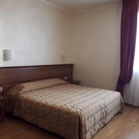 Albergo Ristorante Campanile Azzurro Villafranca Padovana Luaran gambar